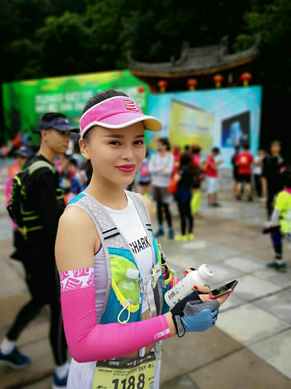 2018070717052072105362_960_1280.jpg