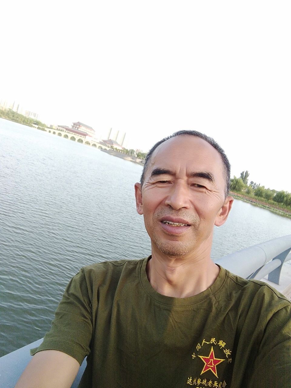 2018082709260221965110_960_1280.jpg