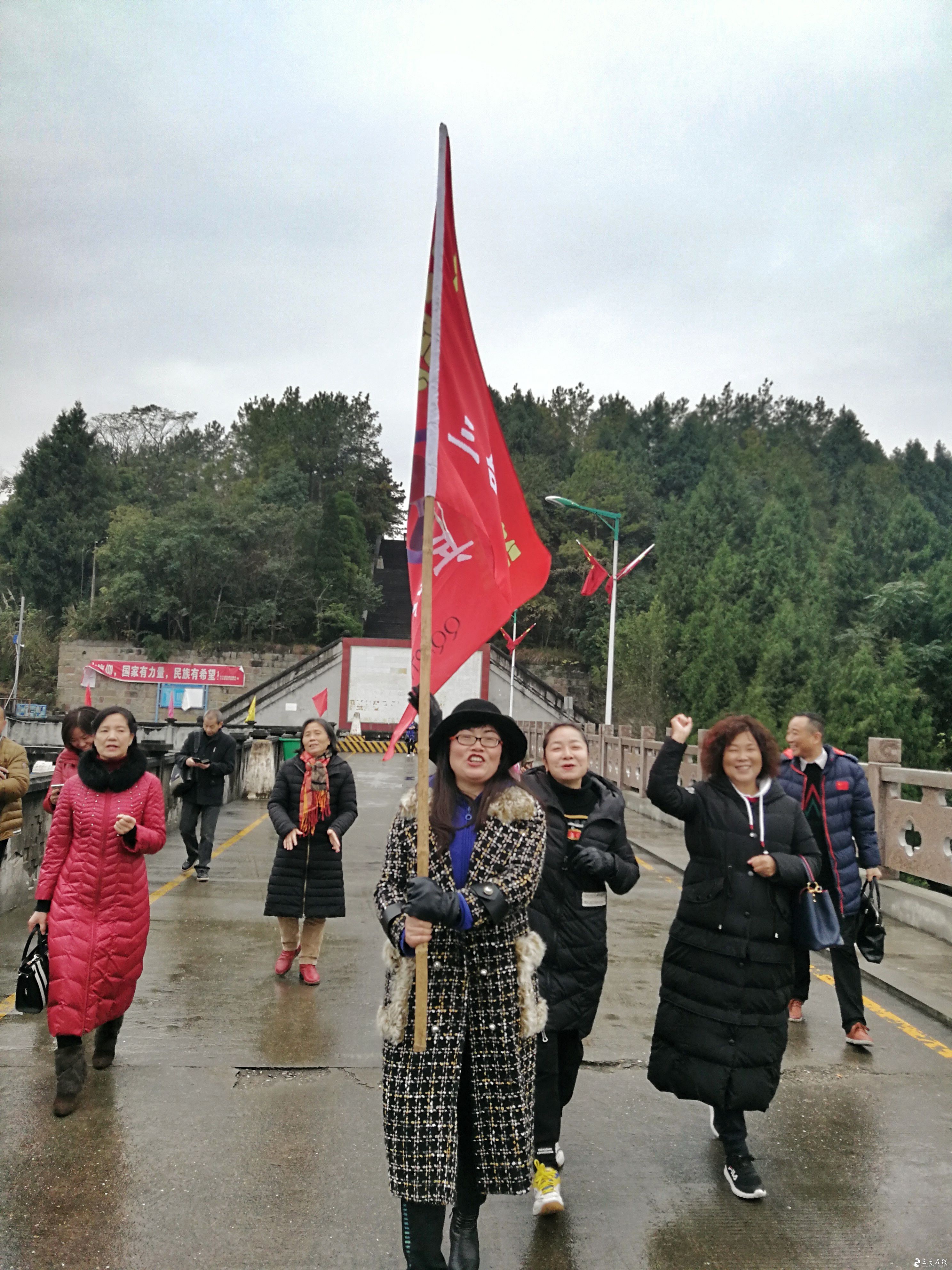 微信图片_20191202092055_已压缩.jpg
