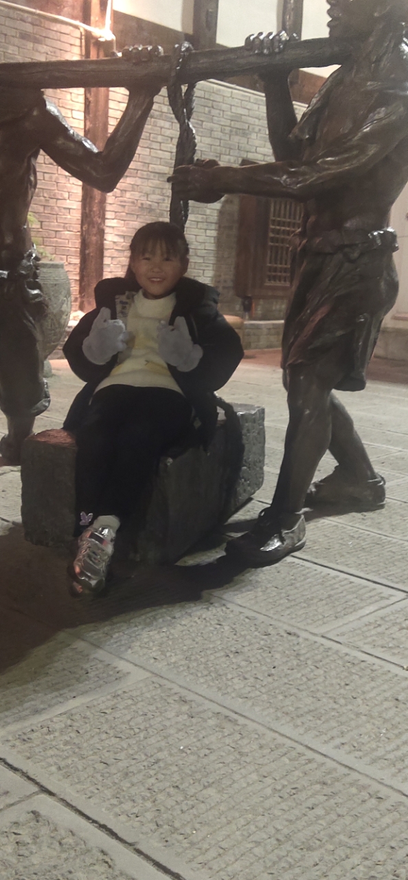 front2_0_FqHd9AN6qoHzTpJ2T4bu-Uv4vsZl.1606772651.jpg