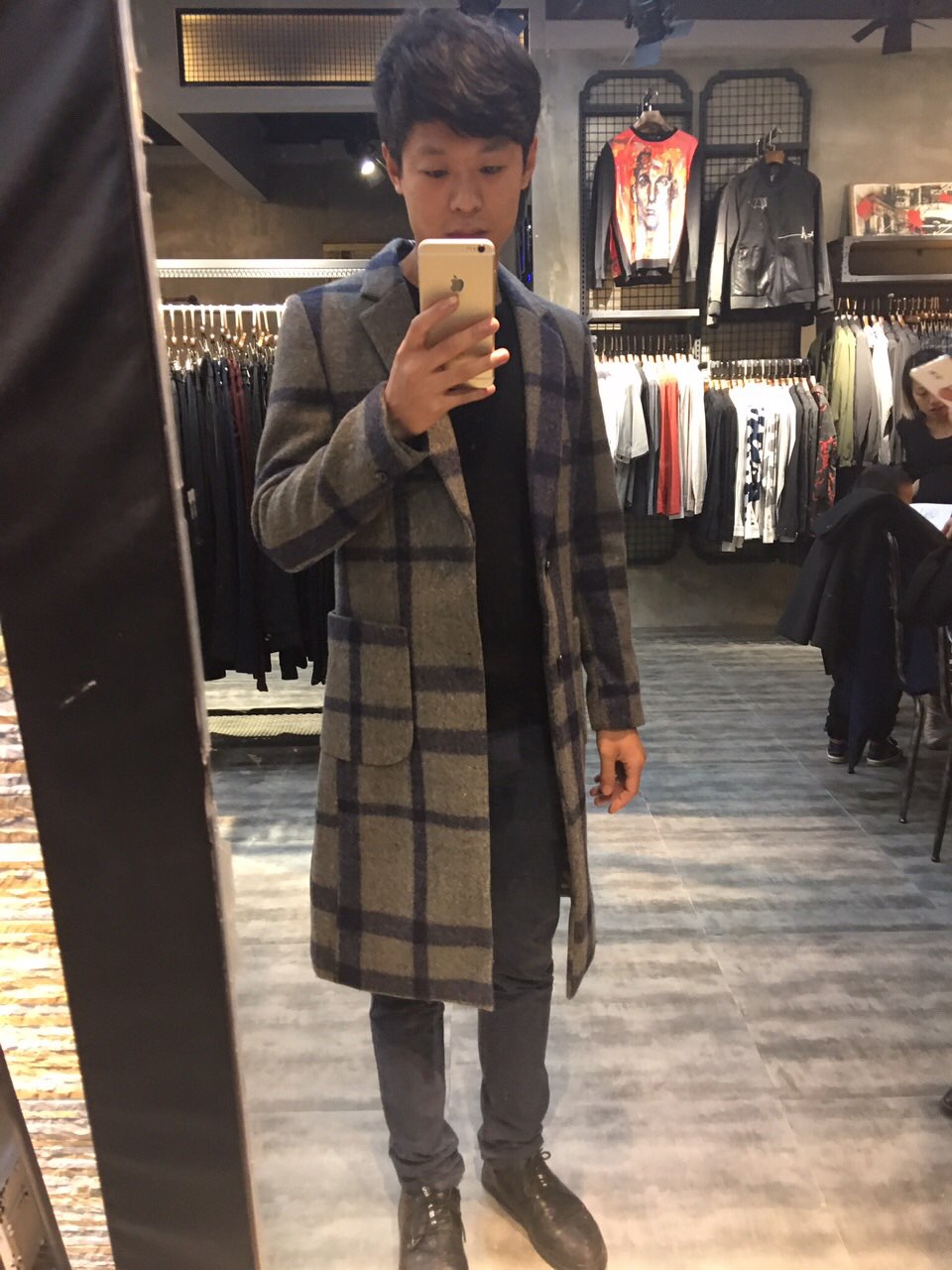 front1_0_FpBfXpzwKzX-zkVLzmrEOP2D-T1W.1610765625.jpg