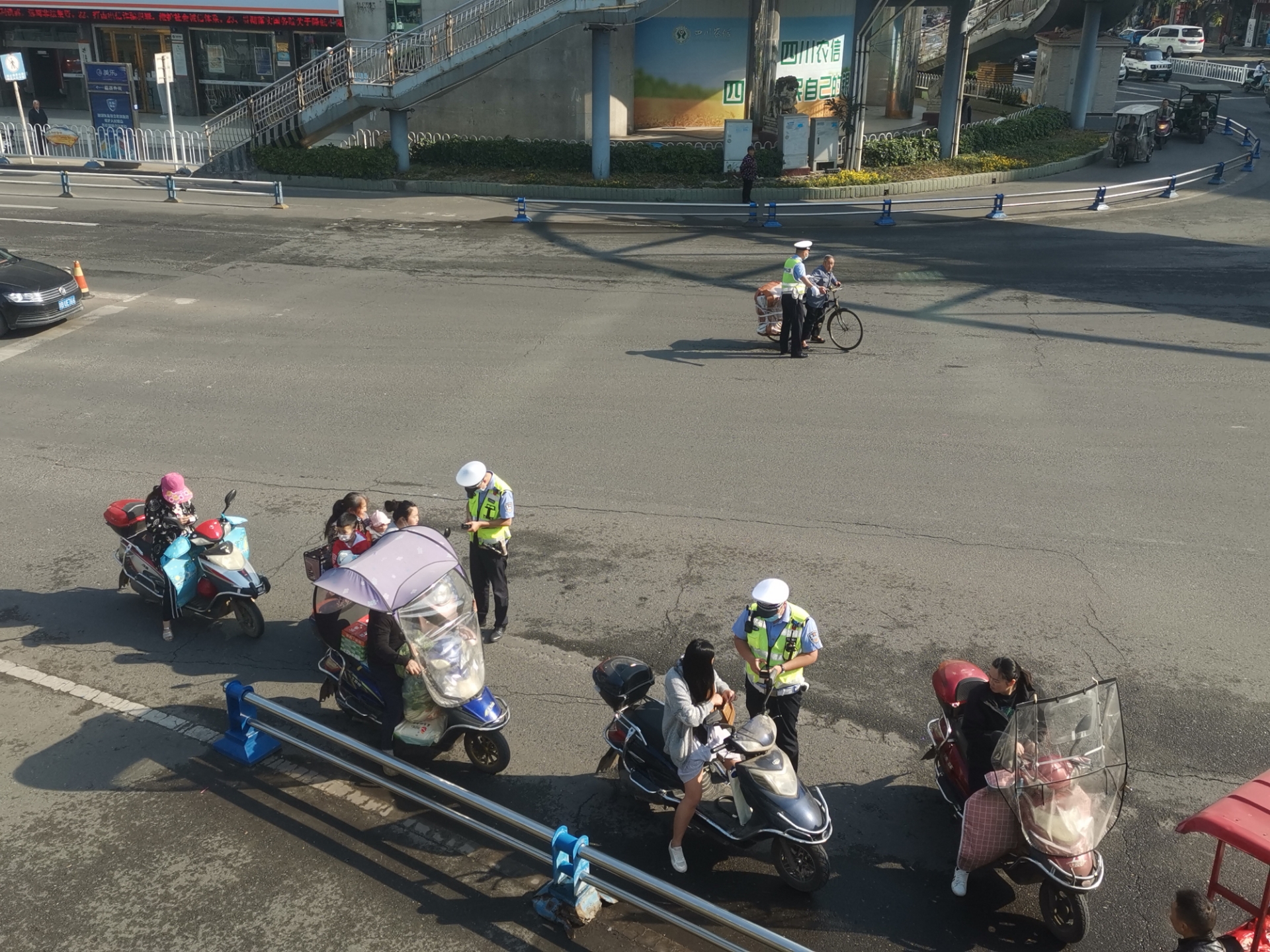 20220503092120front2_0_10610_Fgsd04zgULiM-jVnjCuwnmHLK5N6.jpg