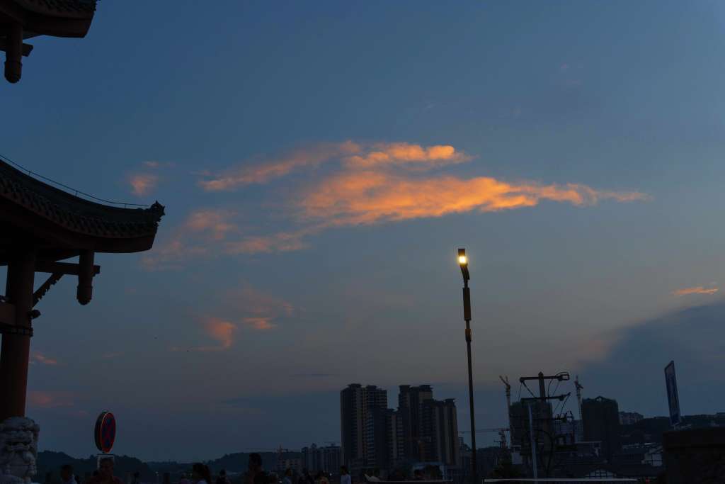 20220725212515front2_0_18949_FrrA15HuwkanCRaf_LIm29kAjYtf.jpg