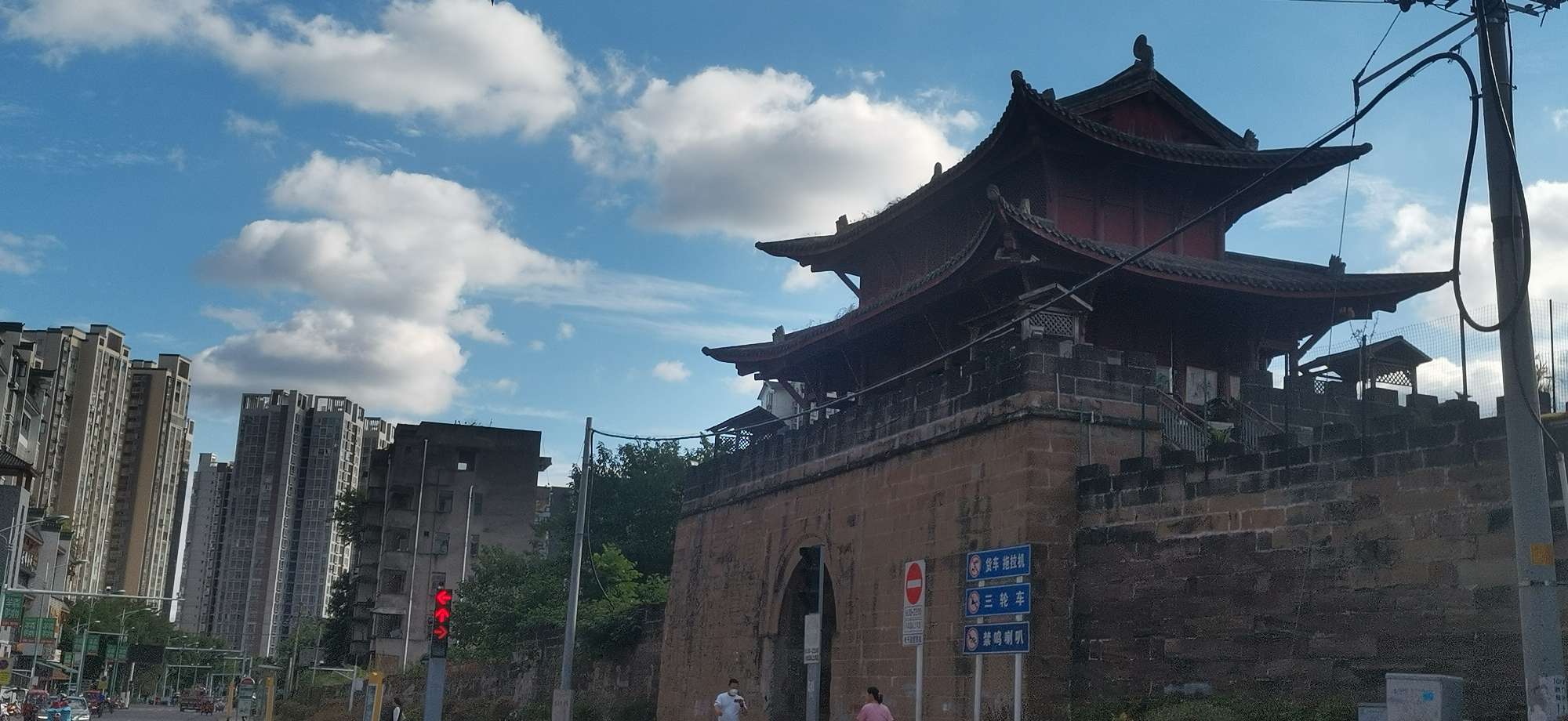 20220921174619front2_0_10610_Fj3cZvmEawVQNdpqnFEp91ZXuiei.jpg