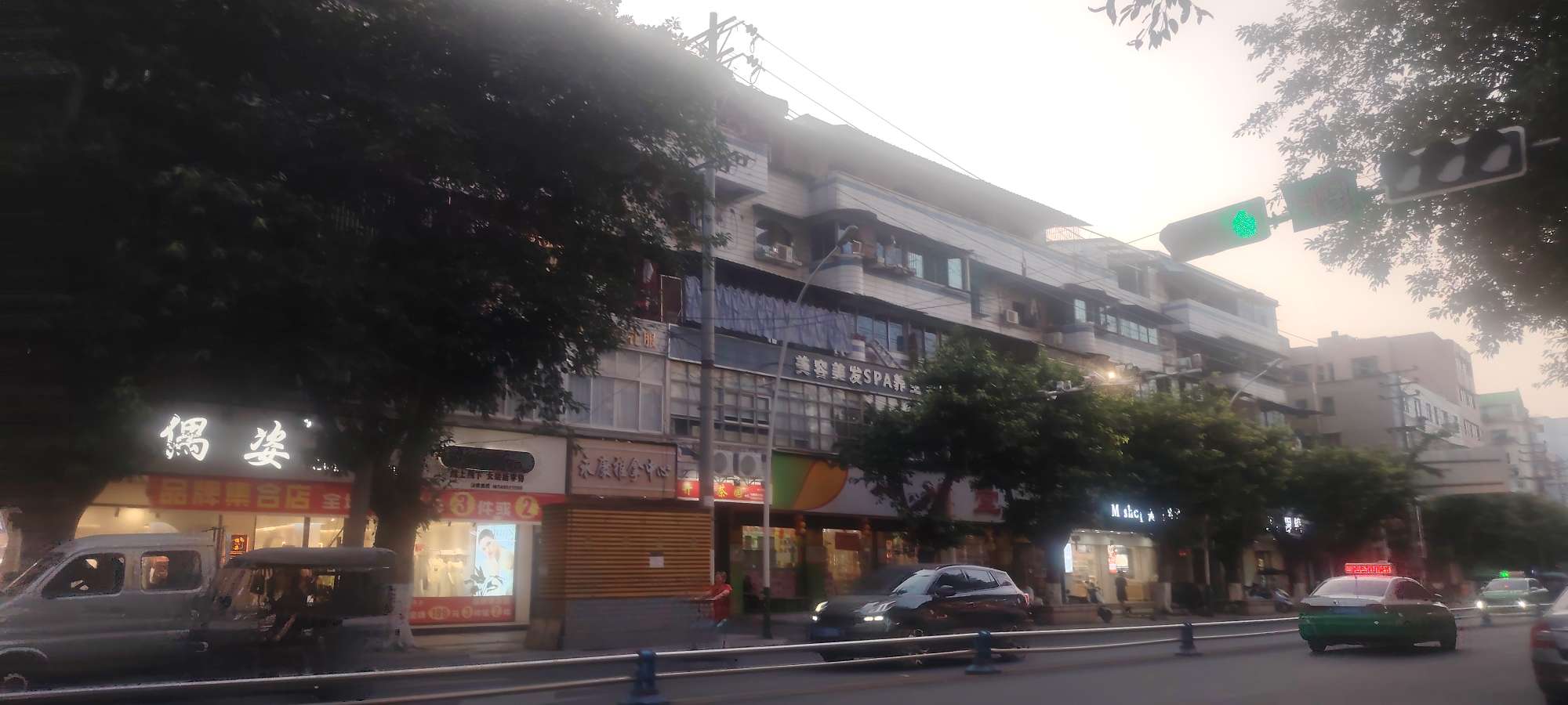 20250618040638front2_0_10610_FuXN6fsQi-jMDIki2zXvuRcN_fXy.jpg