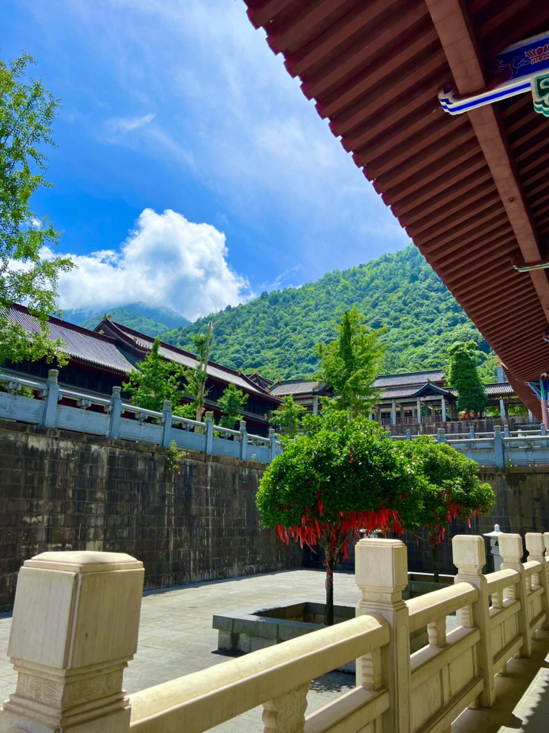 葫芦岛灵山寺风景区图片